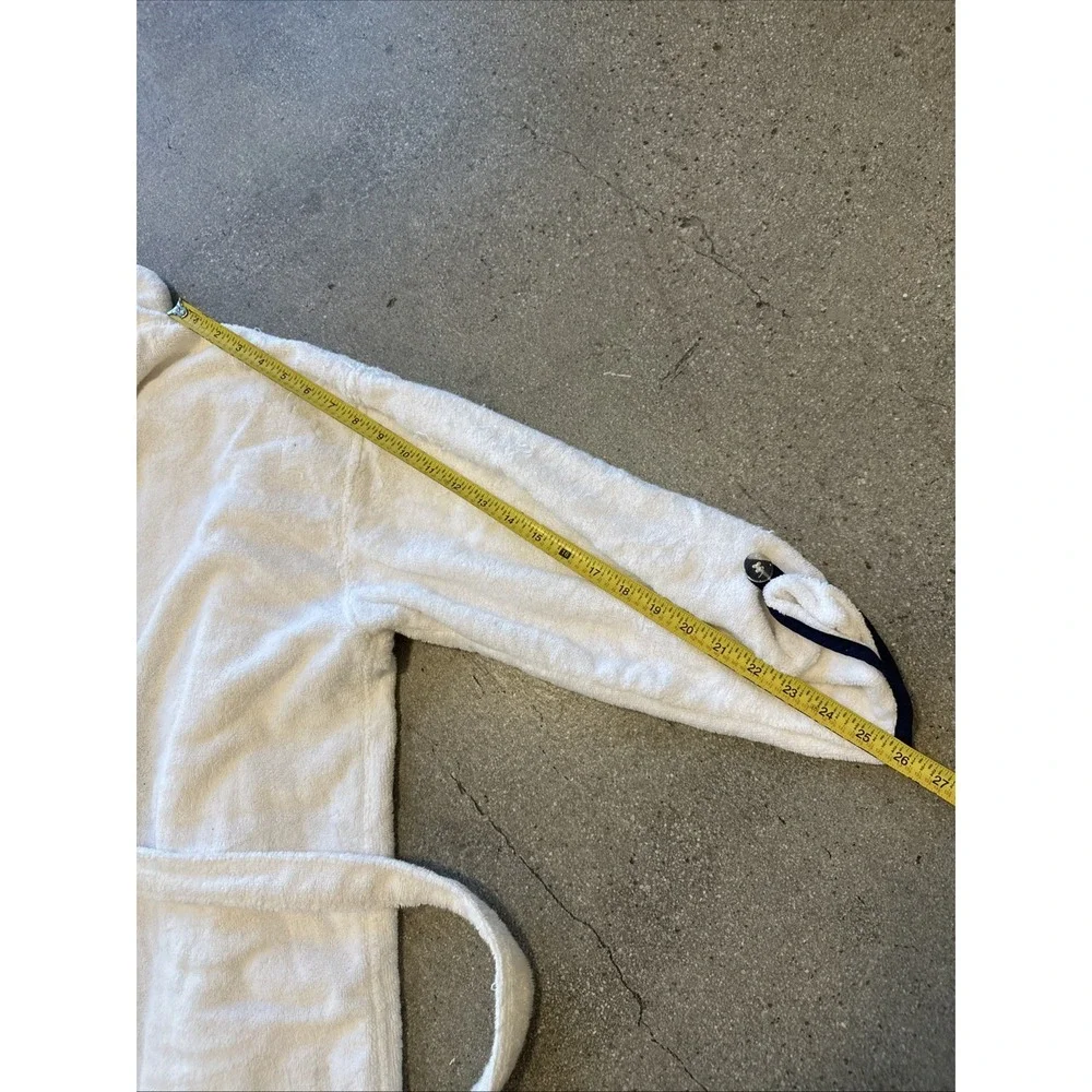 Weezie Towels Short Signature Robe Women White Size M Monogram Button Tie Waist